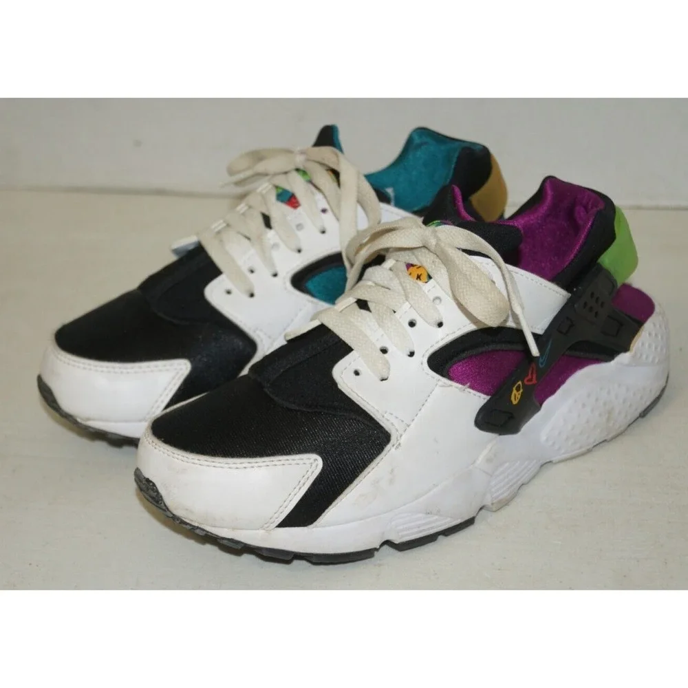 Nike Huarache Run GS Peace Love Size 7Y DM8156-100